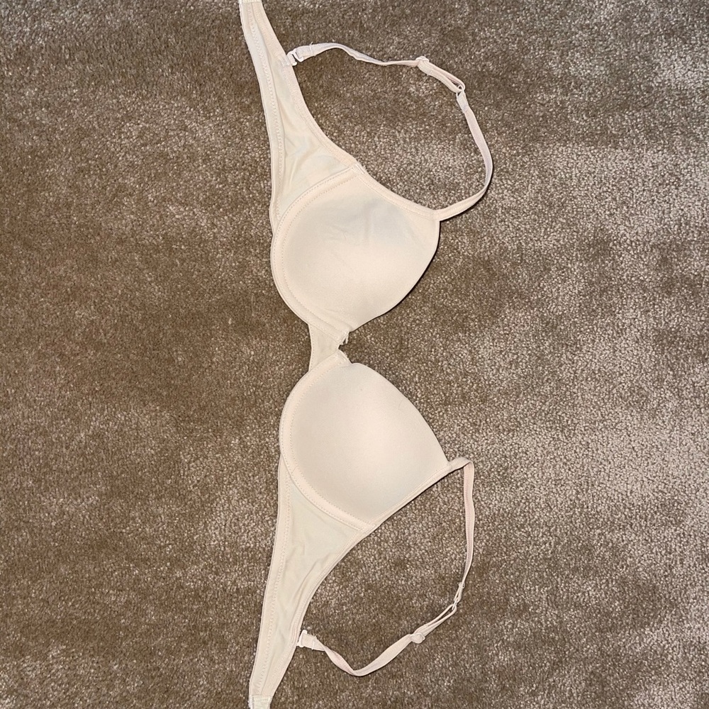 Hanes Bra